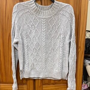 GAP Heather Gray Cable-Knit Crew Sweater